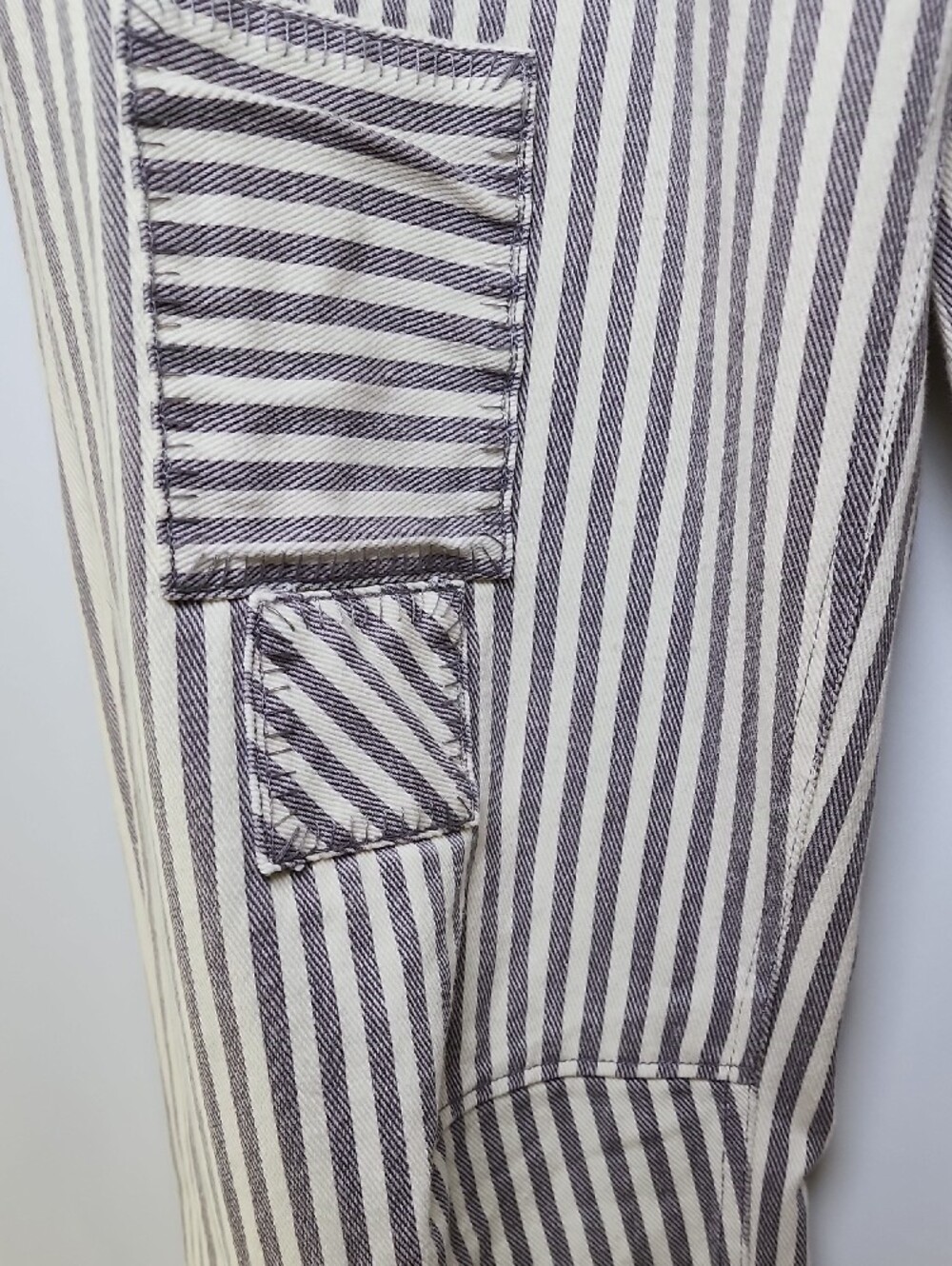 LOV LOV | Striped Drawstring Jeans - Picture 5 of 10